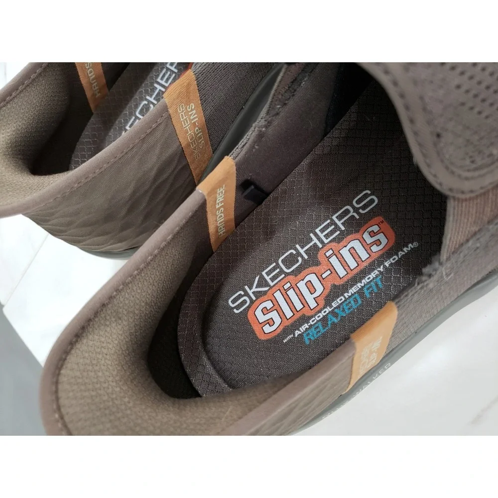 SKECHERS MEN'S‎ D'LUX WALKER-ORFORD 232455BRN MEDIUM WIDTH SLIP-IN WALKING SHOES